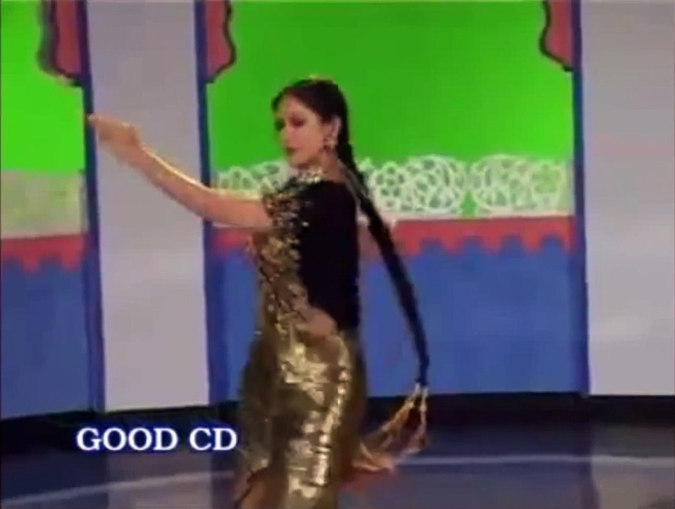 Saima Khan Hot Mujra