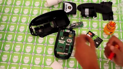 ≠ برامج تفكيك   تفكيك جهاز قارئ البطاقات الإئتمانية وشرح مماذا يتكون