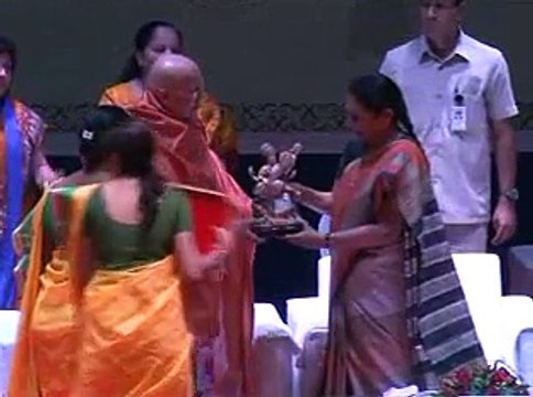 Gandhinagar E Mane Hamesha Yaad Rehse book launched by Gujarat CM