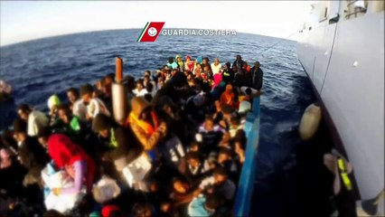 Mais de 1.800 migrantes são resgatados no Mediterrâneo