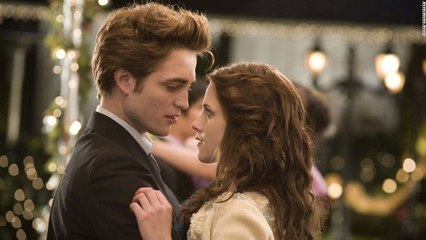 'Twilight' gets gender swap for 10th anniversary