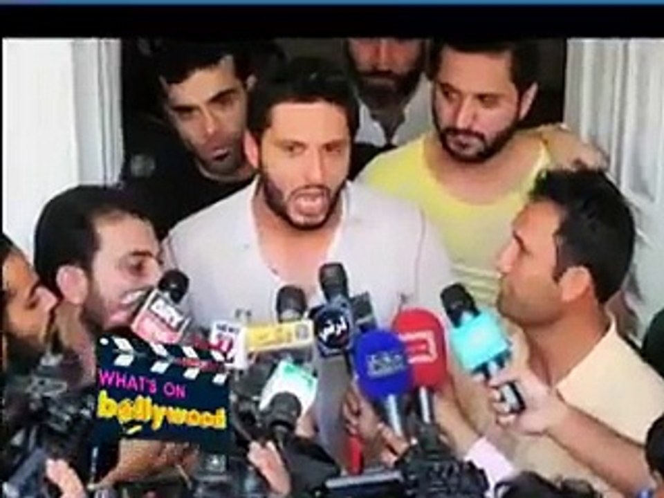 News Videos: Rishi Kapoor Using Shahid Afridi’s Name For Threatening Indian Media