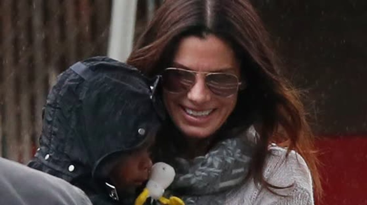 Sandra Bullock dit que Louis l'a forcée à mettre sa vie en ordre