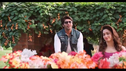 Vasuvum Saravananum Onna Padichavanga - Naa Romba Busy Song | Arya, Santhanam | D. Imman