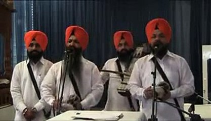 ਬਾਦਲਾਂ ਦੇ ਟੋਲੇ ਦੇ ਗੁਲਾਮ ਹੋ ਗਏ ਜਥੇਦਾਰ ਕੌਮ ਦੇ