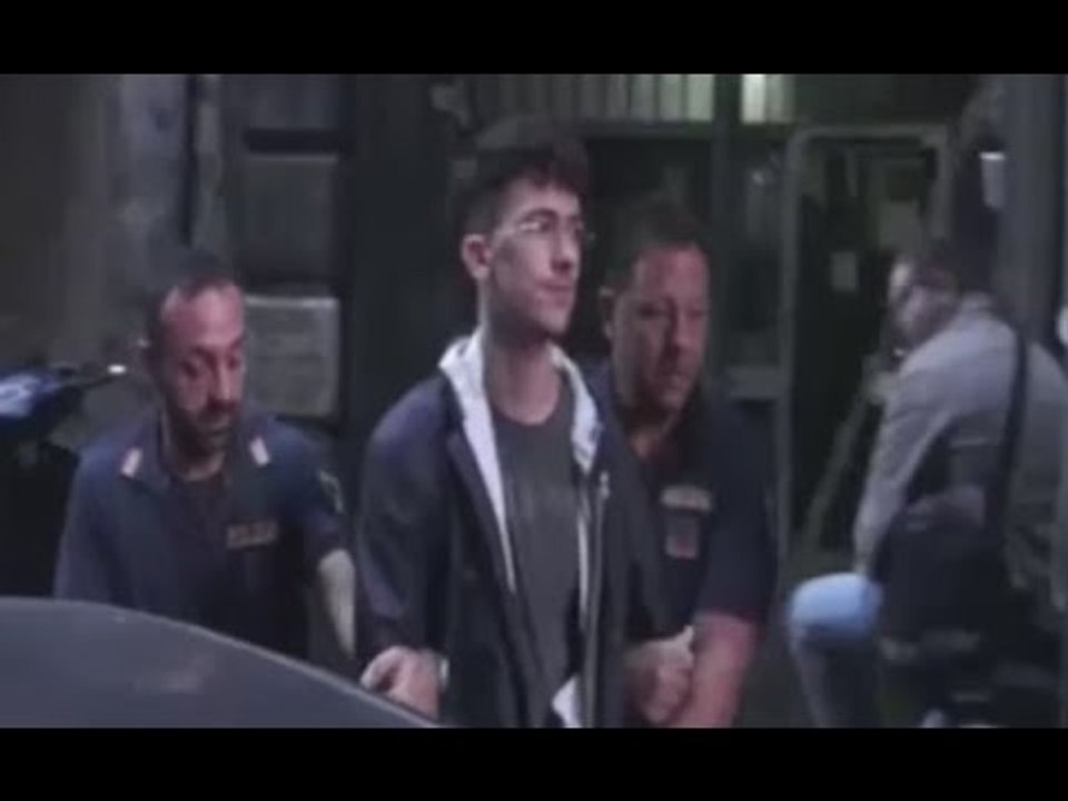 Napoli - Camorra, 11 arresti contro clan Buonerba: il blitz della Polizia (07.10.15)