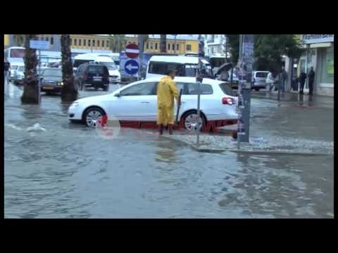 Përmbytje në disa akse rrugore të qytetit të Durrësit dhe zona periferike- Ora News