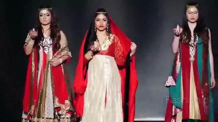 Pak Bridal fashion - Bride Fall Down Wedding ENTertainment