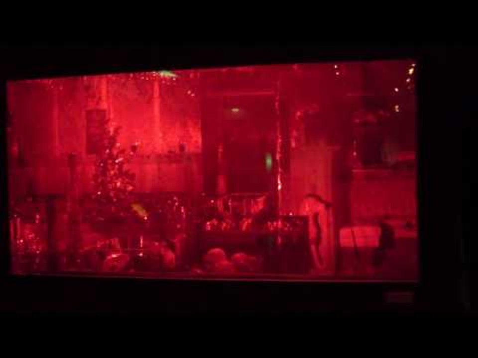 EEVblog #103 - World's Largest Laser Hologram with Dr Phil