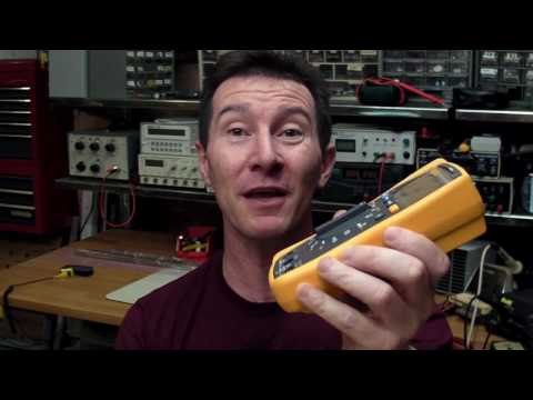 EEVblog #60 - Fluke 117 Multimeter Review and Teardown