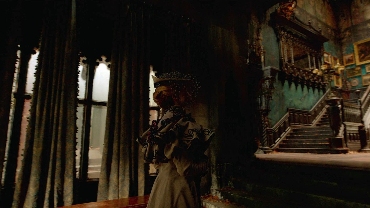 Crimson Peak / Extrait "Thomas porte Edith" VOST [Au cinéma le 14 octobre]