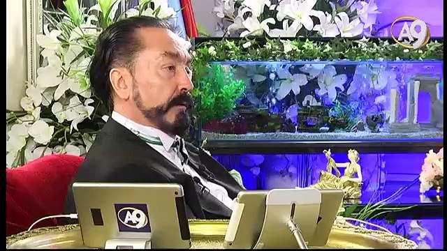 Sayın Adnan Oktar’a üstad masonlar tarafından takdim edilen hediyeler