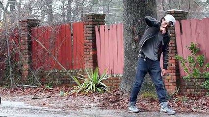 SET FIRE - DUBSTEP ( THE BEST POPPING DANCER EVER )