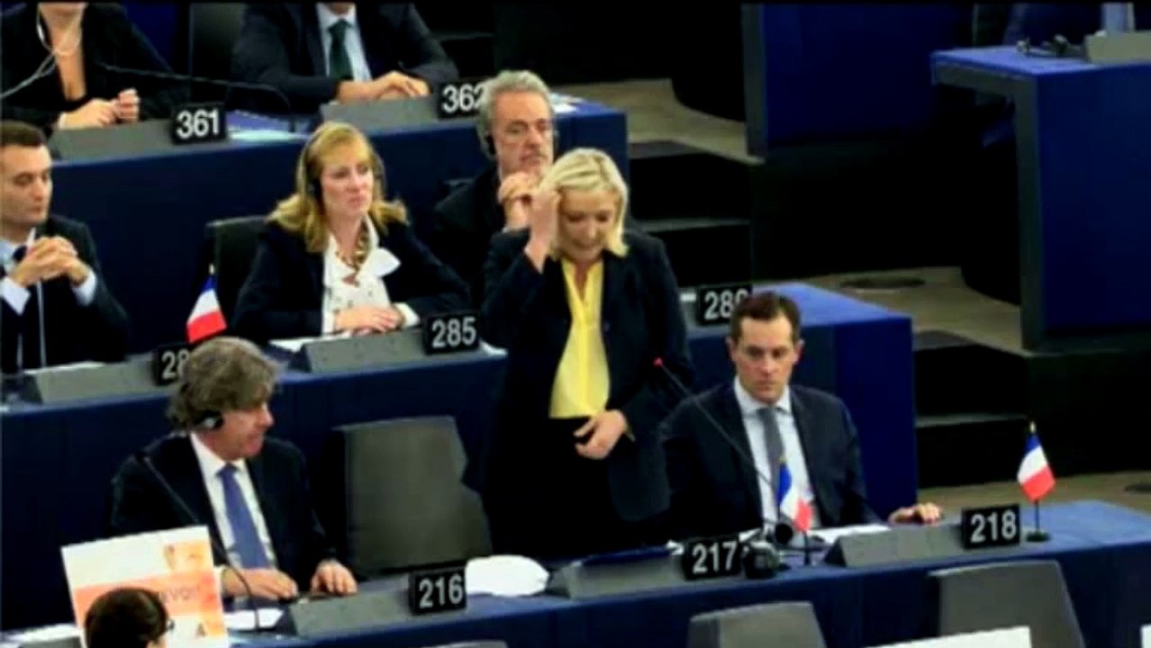 Strasbourg : passe d'armes entre Le Pen et Hollande