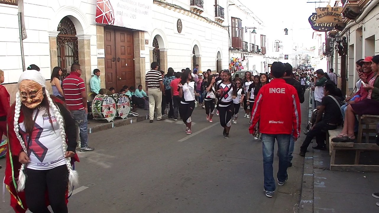 Fête de la vierge de Guadalupe à Sucre en Bolivie