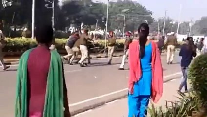 Punjab Police's Brutal Lathicharge On Students Of Punjabi University Patiala[1]