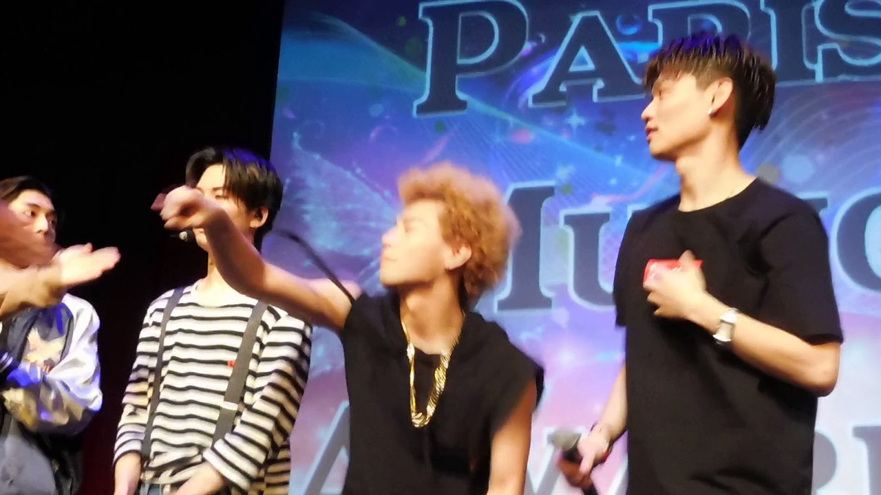 [FANCAM] 150906 TD Paris Music Awards @ Showcase in Paris.