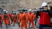Un Grupo De Mineros Realizan Ejercicios De Activacion Fisica En La Mina Antes De Entrar A Trabajar Octubre 2015