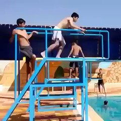 OHH MY FACE........HAHAHA-Prank,Funny,Comedy