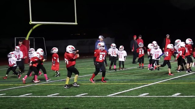 Ces gamins préfèrent danser sur Nae Nae que de jouer au Football américain.