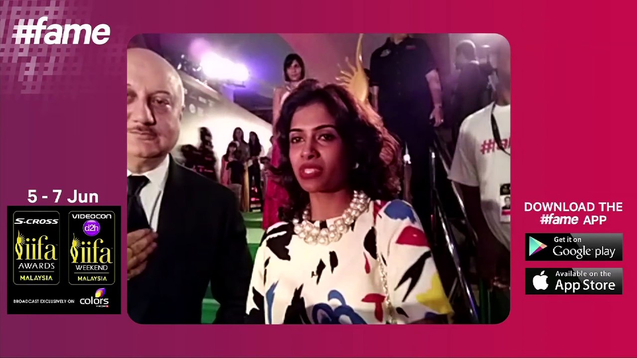 Anupam Kher's Wit and Kanika Kapoor's Songs | Live on #fame