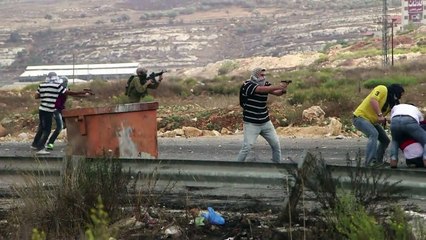 Palestino é preso e espancado por agentes infiltrados