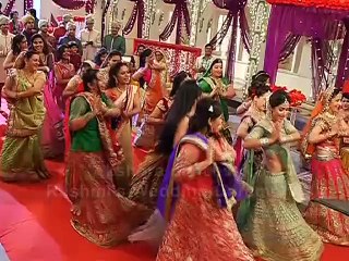 Akshara dances on Rashmi's Wedding Ceremony