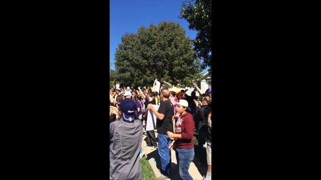 Church Haters chased away by Angry High School Students