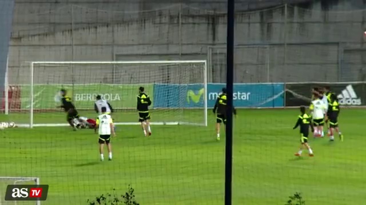 La felina parada de Iker Casillas que dejó boquiabierto a Mata