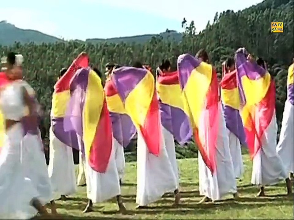 Aankhon Mein Mohabbat Hai - Full Song - Ajay Devgn _ Raveena Tandon - Gair -