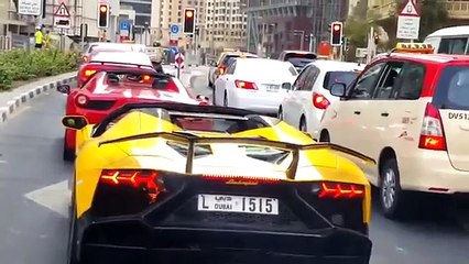 Очередной суперкар Lamborghini Aventador сгорел в Дубае
