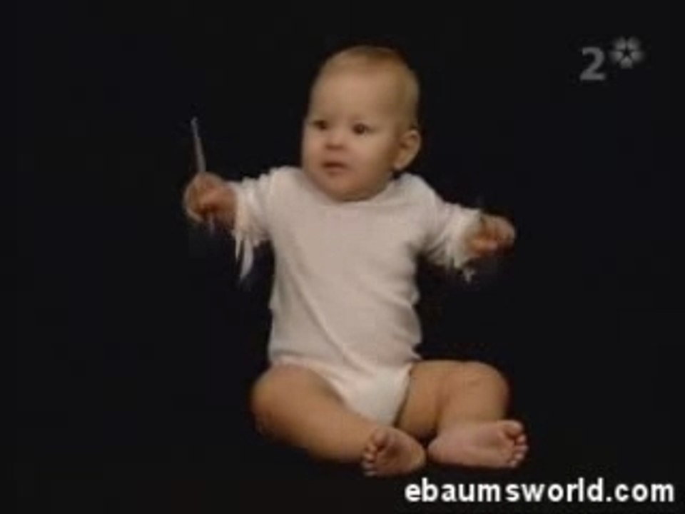Bébé batteur !