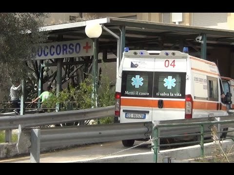 Aversa (CE) - Pronto Soccorso, un bunker contro le aggressioni (07.10.15)