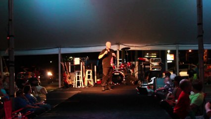 Chris Drummond sings 'Just Can't Help Believing' Elvis Week 2015