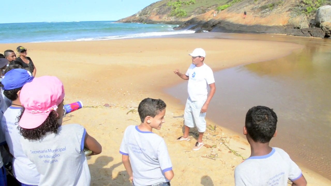 Foz do Rio Jucu não encontra mais com o mar