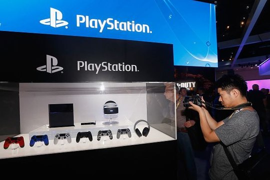 Sony slashes PlayStation 4 prices