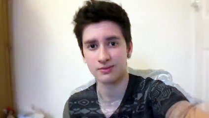 Un YouTubeur transgenre prend un selfie chaque jour durant 3 ans pendant sa transformation