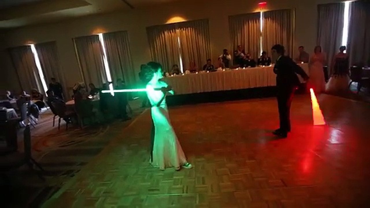 ls ont offert un spectacle hors du commun aux invités lors de la première danse