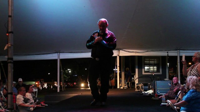 Zeke Rivers sings 'It Hurts Me' Elvis Week 2015