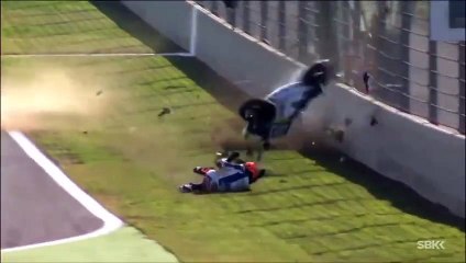 Spectaculaire accident du pilote Gino Rea en Superbike World Championship