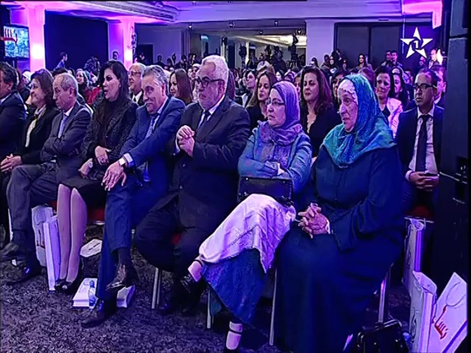 سكيتش إيكو أمام الوزراء (كامل)