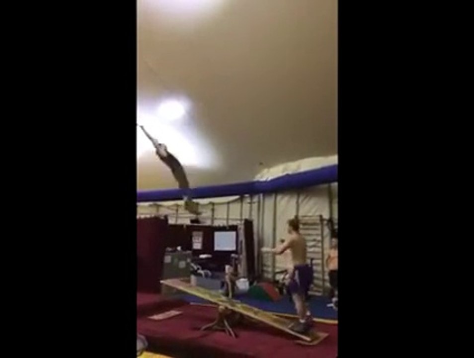 Flying high men, incredible control and balance!