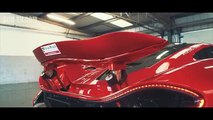 A SANTÍSSIMA TRINDADE : Ferrari Laferrari , P1 e 918 Spyder testam o seu incrível poder no circuito de Silverstone!