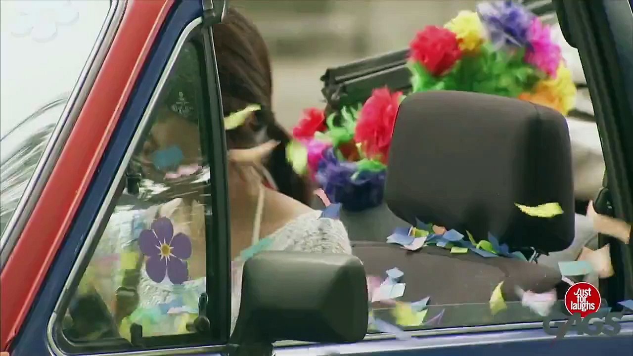 Creepy Clown Car Confetti Prank