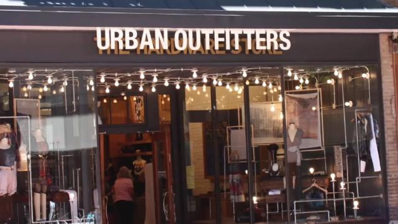 Urban Outfitters asks employee to work for free