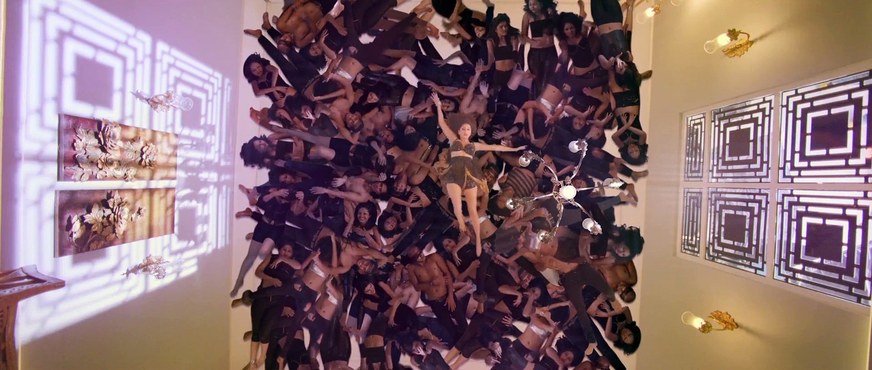 Ragini MMS 2 2014 1080p 3