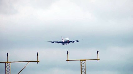 Emirates Airbus A380 Crosswind Landing