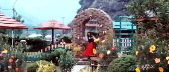 Aaoge Jab Tum O Saajna... Angana phool khilege - Jab We Met - YouTube - Google Chrome
