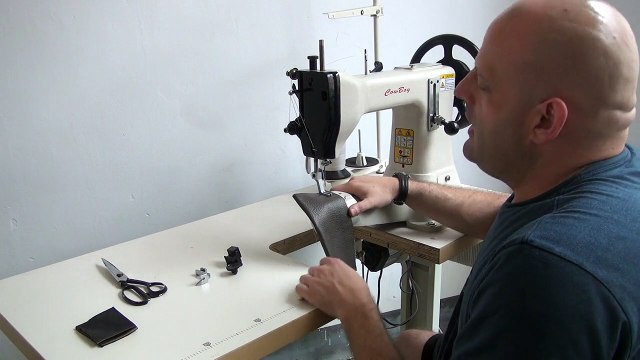 Máquina para coser cuero