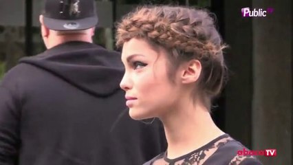 Exclu vidéo : Léa Seydoux et Louise Bourgoin : Duo chic chez Miu Miu